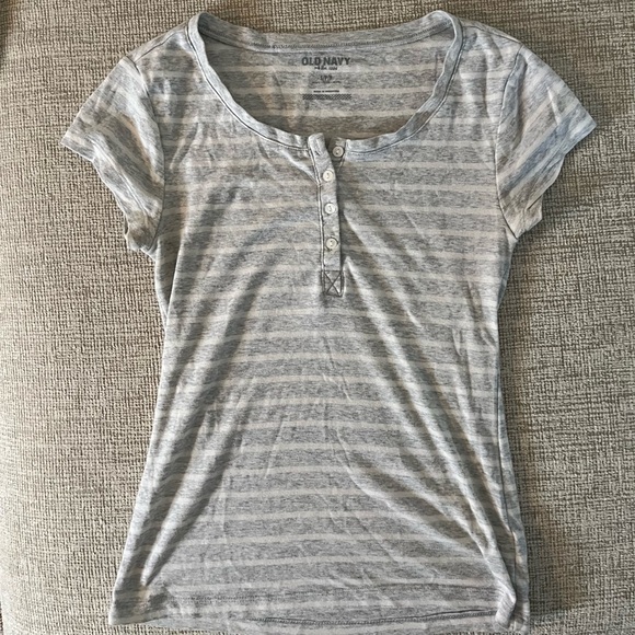 ⭐️ Old Navy striped short-sleeved henley- Small - Picture 6 of 6